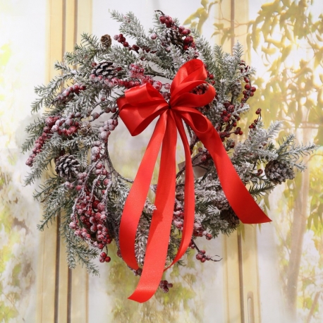 50CM PINE/BERRY WREATH