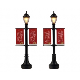 Lemax - LAMP POST BANNERS, SET OF 2, B/O (4.5V)